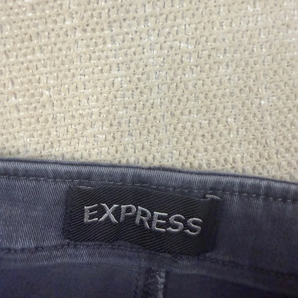 Express High Rise Seamed Denim Shorts Charcoal Gray Side Zip Tassel Size 8 NEW